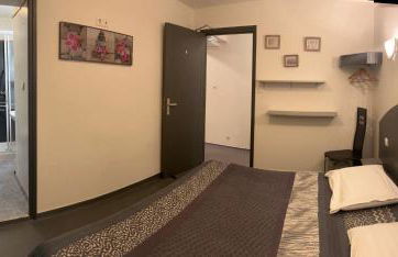 CHAMBRE TWIN PROCHE de LA GARE - Foto 23