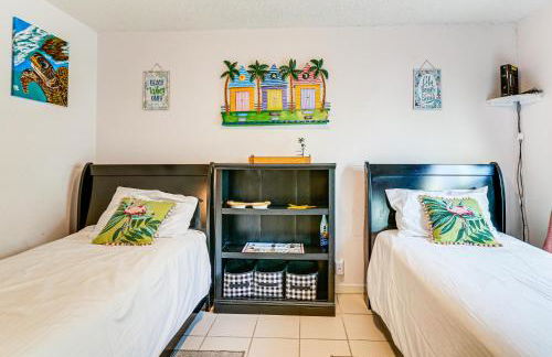 Cozy PCB Cottage about 1 Block to Beach! - Photo 18