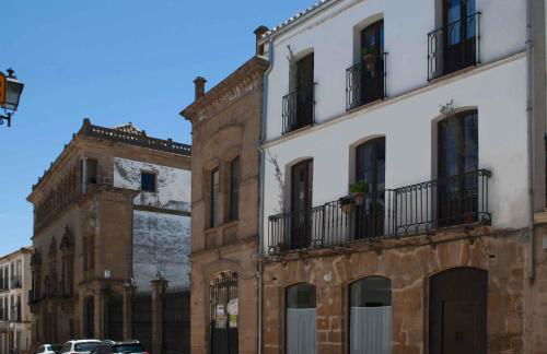 Apartamentos Tres Llaves Palacio de Vela de los Cobos - Foto 17