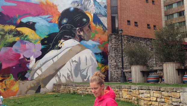 Un magnifique tag du quartier