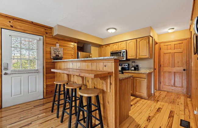 Bear Hideaway Cozy 3BR Cabin - Foto 33