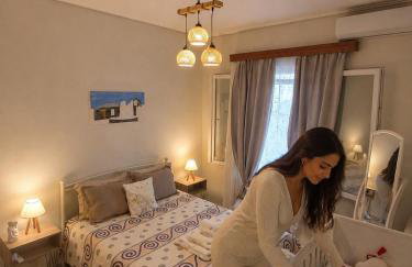 Elena's Place - Photo 1