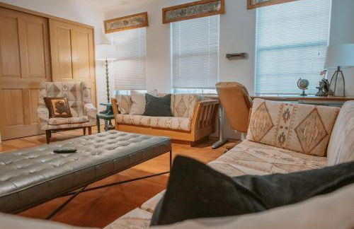 Buffalo Escape-Private Hot Tub in serene Corrales-Mountain View-Pet Friendly-No Pet Fee! - Foto 35