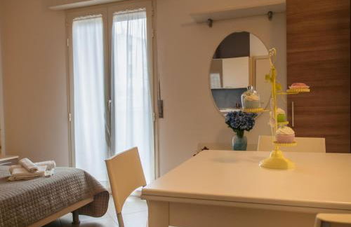 Residence Art - Photo 18