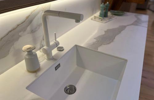 La Luna Royal Deluxe Luxury House with Pool & Jacuzzi, Bikes and Secured Parking - Photo 50