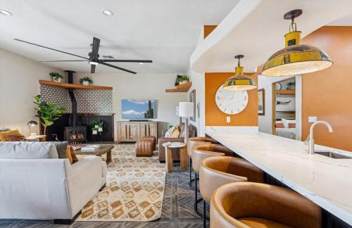 Dutchman Copper Ranch - Rooftop patio, Heated pool, Mtn Views, Waterslide - Foto 20