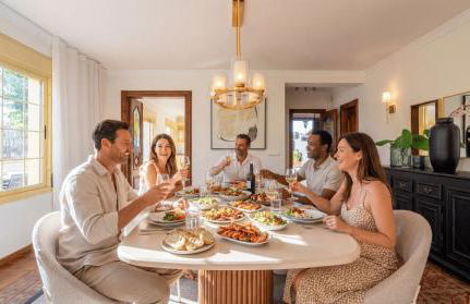 VACATION MARBELLA I Villa Bosquecito, Giant Private Heated Pool, 4min to the Beach, 6 BR, Spacious Villa - Foto 4