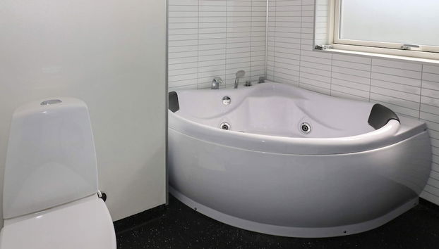 Spacious Retreat With Whirlpool - By Traum Ferienwohnungen - Foto 4, Baño