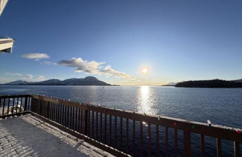 Panaoramic Oceanfront Home on Nichols Passage - Foto 7