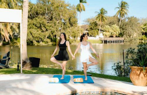 Pickleball, Heated Pool, Cold Plunge, Sauna,Bar! - Foto 33