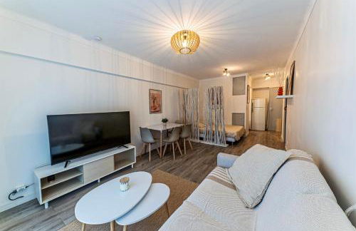 Studio rénové à deux pas de la mer et commerces - Foto 1