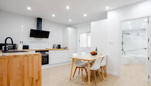 Castle View Luxury Duplex with Private Terrace - Foto 4, stove, dishwasher, toaster