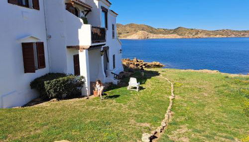 Casa con jardin ,vistas al mar y atardecer en Playas de Fornells - Foto 1
