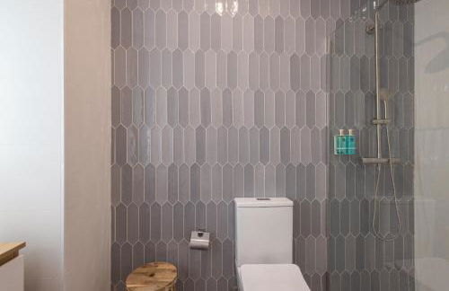 FLORIT FLATS - Quiet and Cozy Studios by the Joaquin Sorolla Station - Photo 49