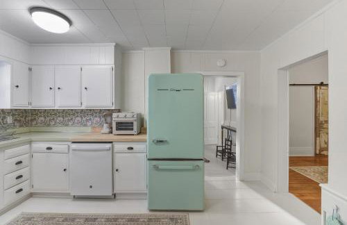 The Ginkgo Home on 5th, Downtown Hinton - Foto 4