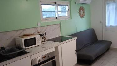 Appartement Salles d 'Aude - Foto 1, stove