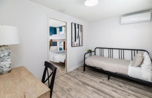 Downtown La Mesa gem - Photo 12