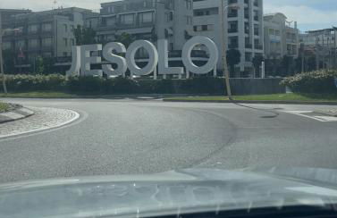 Attico Sole a Jesolo con terrazza panoramica - Foto 9