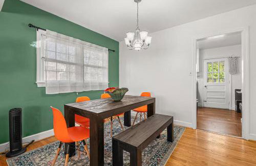 Spacious 5BR Arlington Home with Parking & Yard - Woodrow - Foto 24