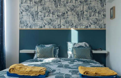 CitizenHouse Anzin - 4 Studios - 15 à 36m2 - Jardin - Terrasse - Accès autonome - WiFi - Netflix - Foto 25