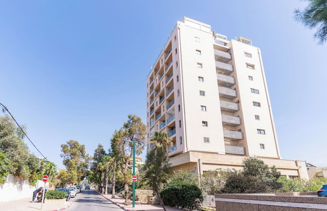 3BR SeaView Apt by the Beach by SeaNRent - Foto 41