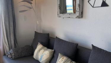 Lama-Gîte-des-Puys T3 Lamadalet, vue sud, terrasse, parking privé - Photo 3