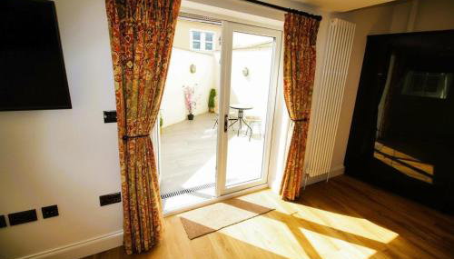 Newly Refurbished Cottage - Sleeps 4 - Central - Foto 2