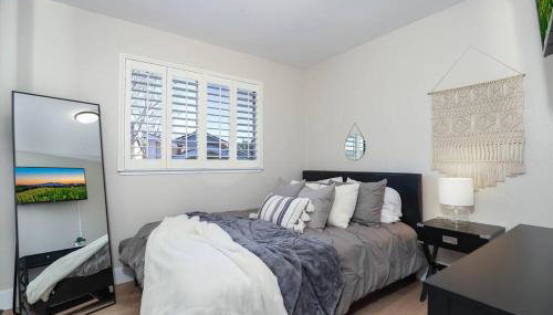 *DESIGNER East Bay Remodel Home* - Foto 2