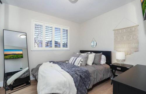 *DESIGNER East Bay Remodel Home* - Foto 2