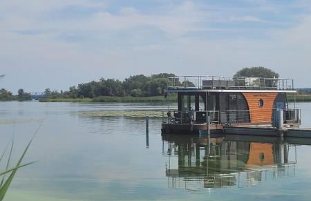 Urlaub im schwimmenden Ferienhaus, mitten in der Natur - Foto 3