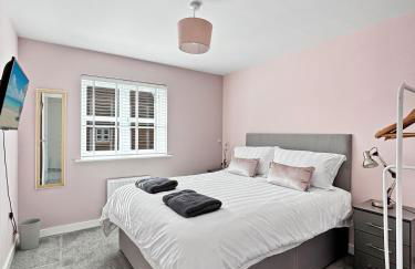 Amaya Seven - Luxury 3 bedroom detached house with garden & driveway - Sleeps 7 - Bottesford, Leicestershire - Foto 12