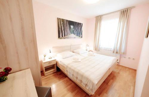 Villa Alma mit privatem Saltwater Pool - Photo 27