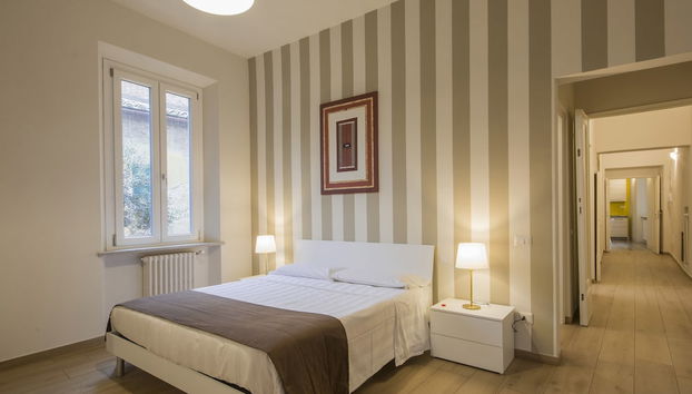 Regis Condo - Photo 2, Primary image