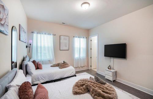 Stylish 3BR Home in CLT, Close to Downtown, Airport, WFH & Parking & Family Friendly & Business Ready - Foto 5