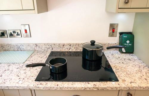 Country Crabtree Bungalow with large wild garden - Photo 58