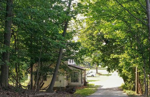 Eastlake Home with Patio Less Than 1 Mi to Lake Erie! - Foto 26