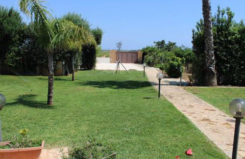 Smiles & Sunsets - Marino's Resort - Foto 55