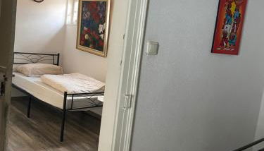 Gästehaus Linden -Zweibettzimmer - Photo 2