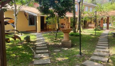 Suítes Quintal de Lázaro 3 - Foto 1