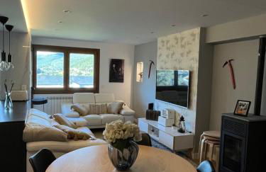 San Bernardo Apartamento de lujo con ascensor, Wifi y vistas a Collarada - Foto 9