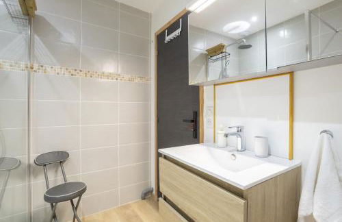 La Cabane - 10 min du port - Foto 17