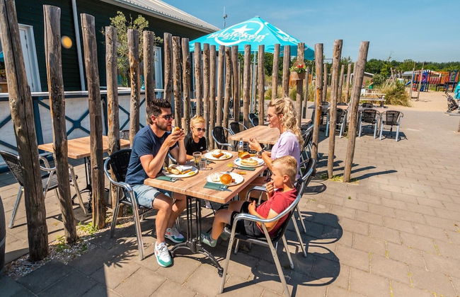 Bright Coastal Chalet Stay - Foto 34