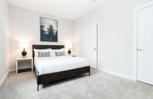 TWO CozySuites Charming Music Row Condos with parking - Foto 12