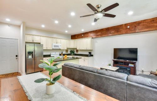 Cozy Sawyer Apartment - 2 Mi to Warren Dunes Park! - Foto 12