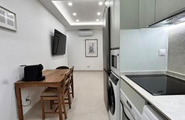 AeroSuites102 Alojamiento Madrid - Photo 6