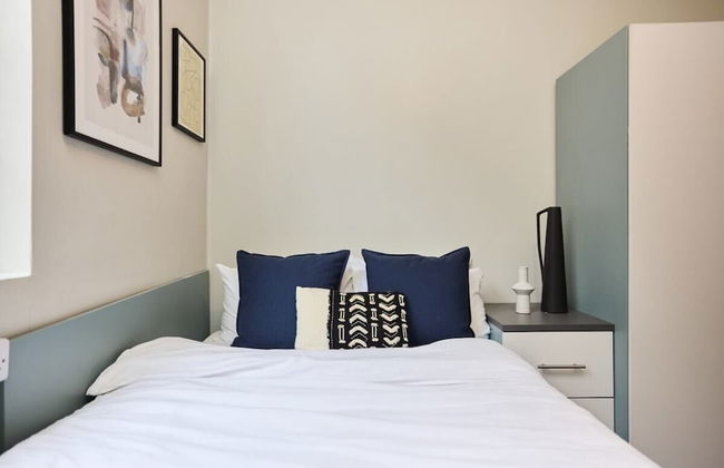 Classic Room 03 - Louise House Summer Youth Accommodation - Foto 4