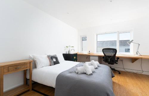 Stunning new 4 bed Penzance town Loft with parking - Foto 24