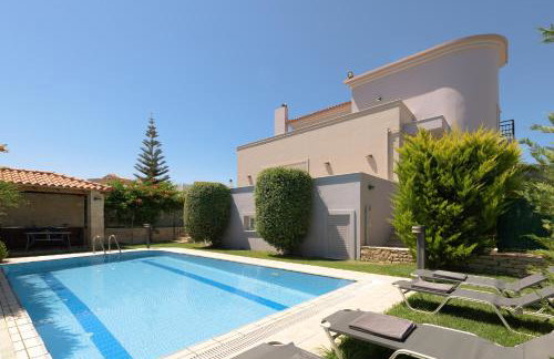 Christina Villas, Steps to Sandy Beach, By ThinkVilla - Photo 1