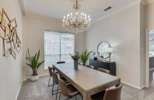 Luxurious Home w Cinema Room & Private Pool - Foto 14