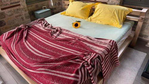 Χελιδόνα - Helidona - Foto 4